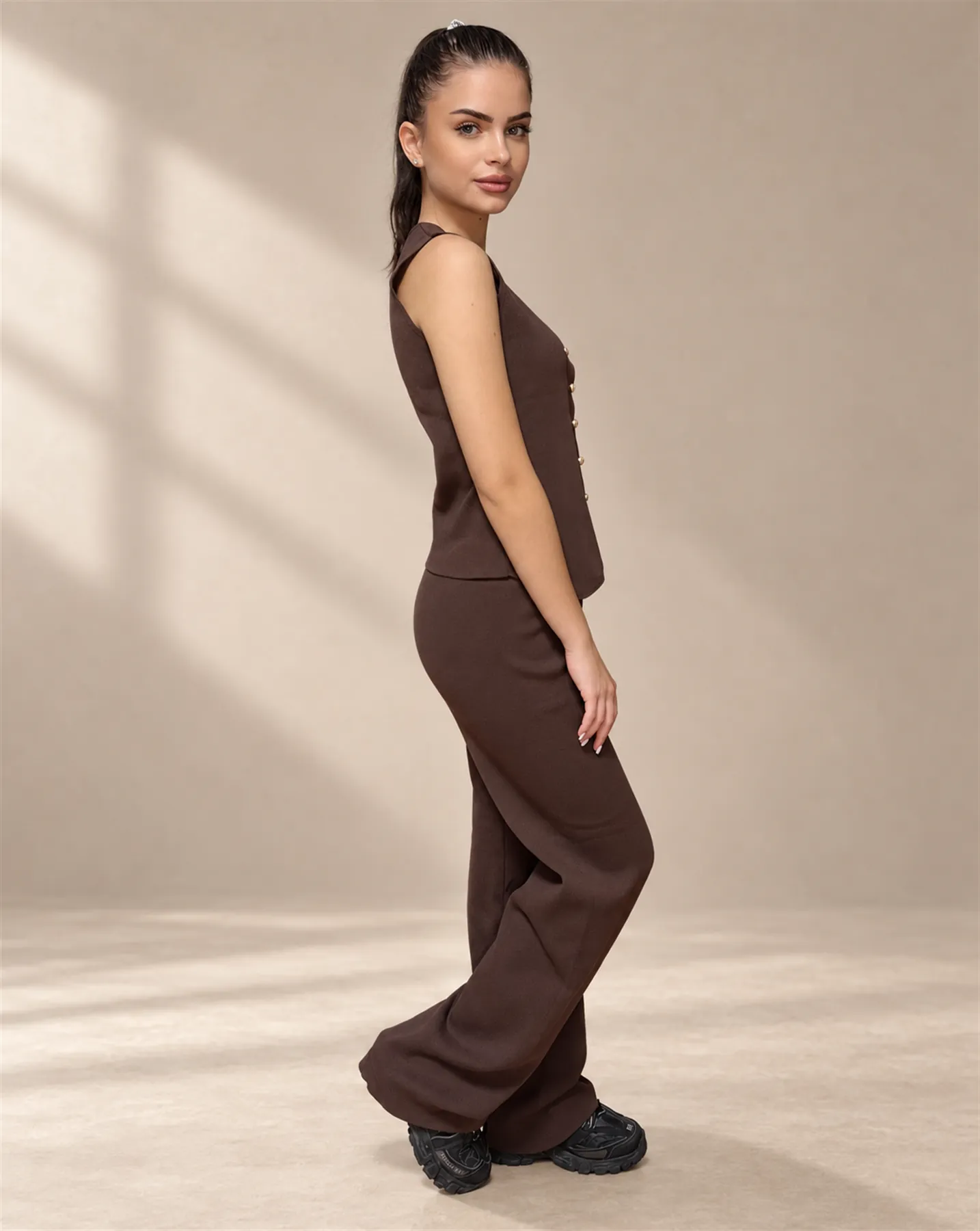 The Button Vest Set in Brown, Over the shoulder